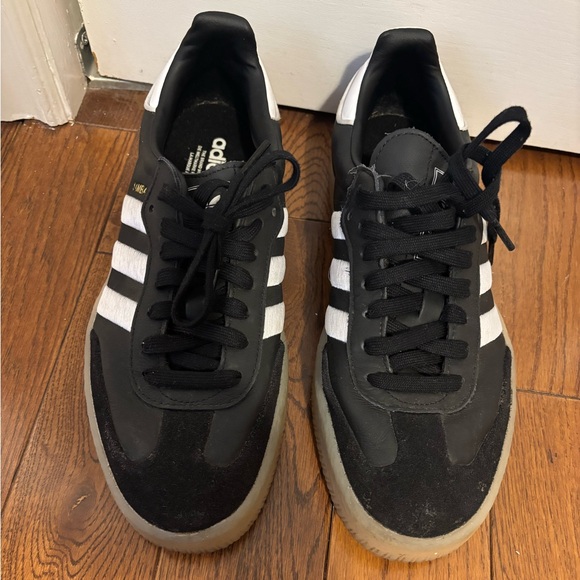 Adidas sambae size 9.5 woman’s SOLD - Picture 2 of 4